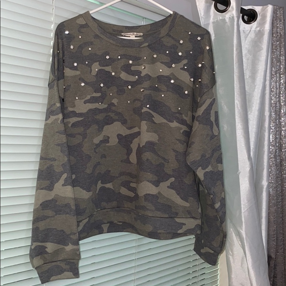 Express Camo sweatshirt